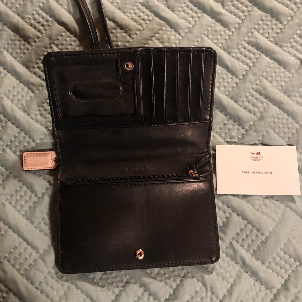 Coach crossbody - Picture 4 of 5